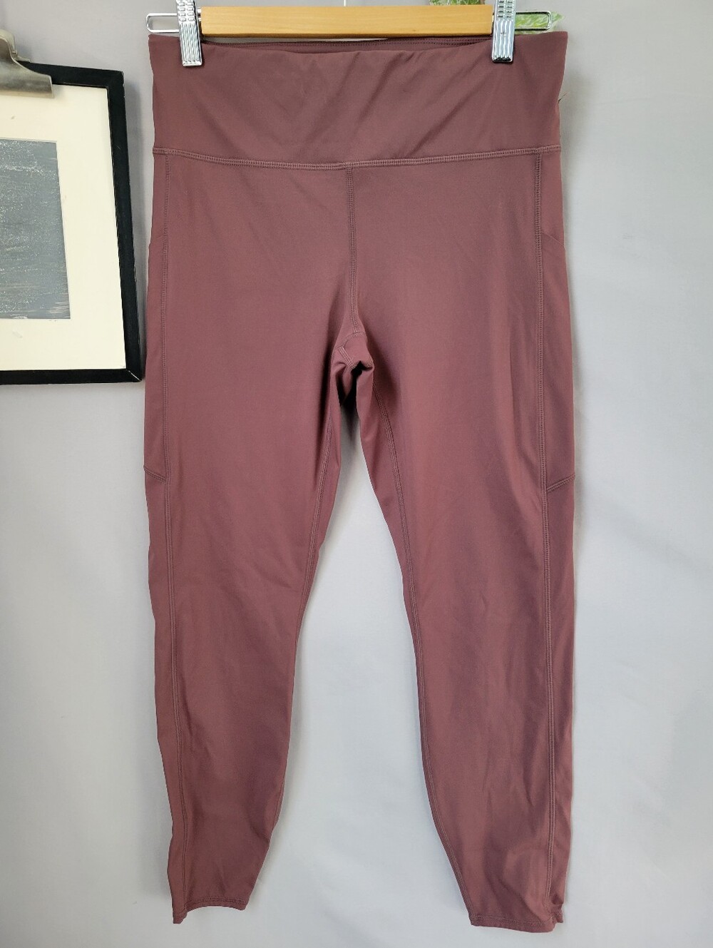 Vuori Stride Performance High Rise Leggings Chestnut Brown M